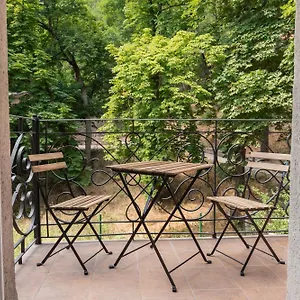 Wsp Petrin Garden Hotel apartamentowy Praga